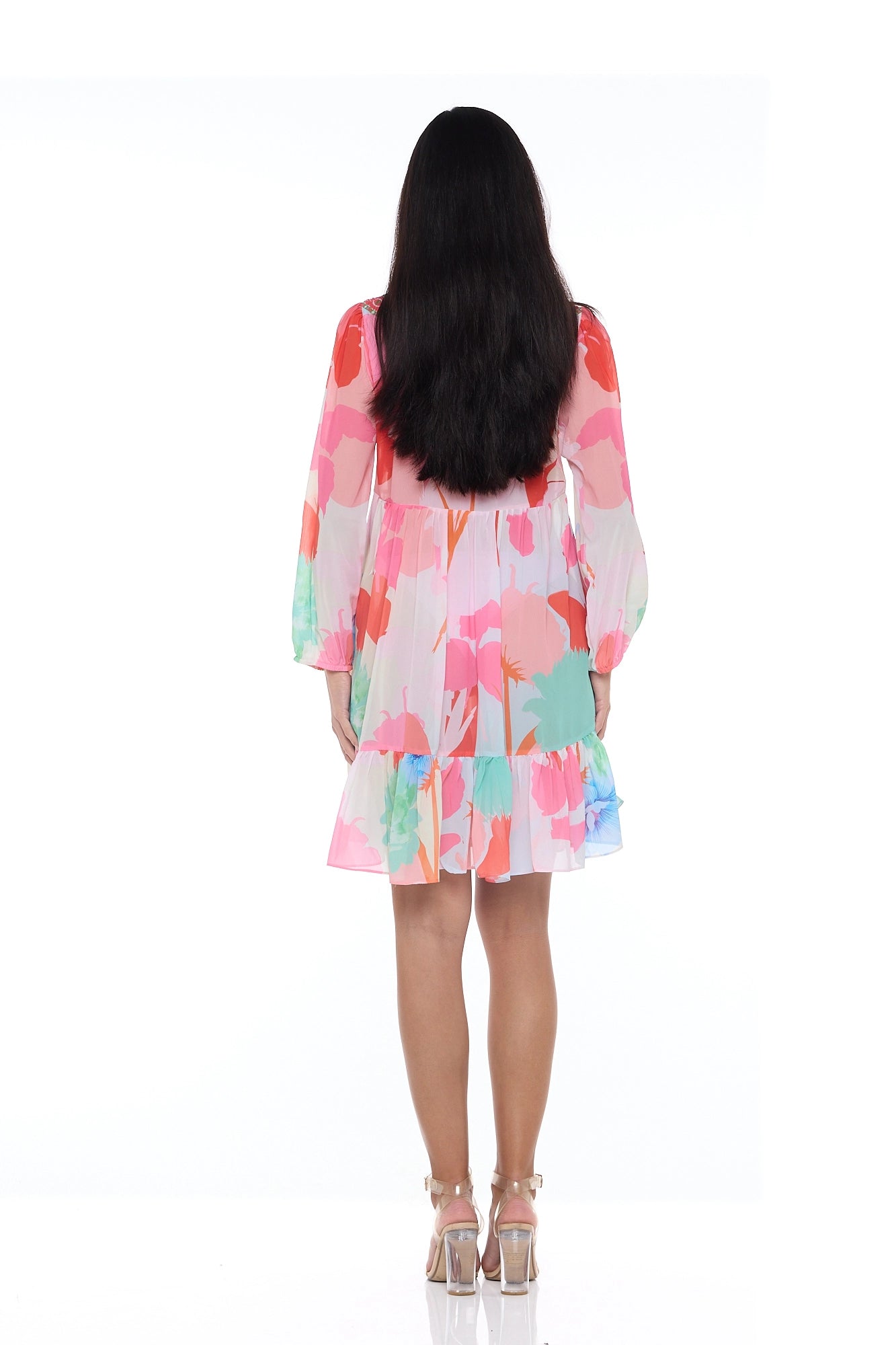Vestido escalonado en color agua (vestido corto)