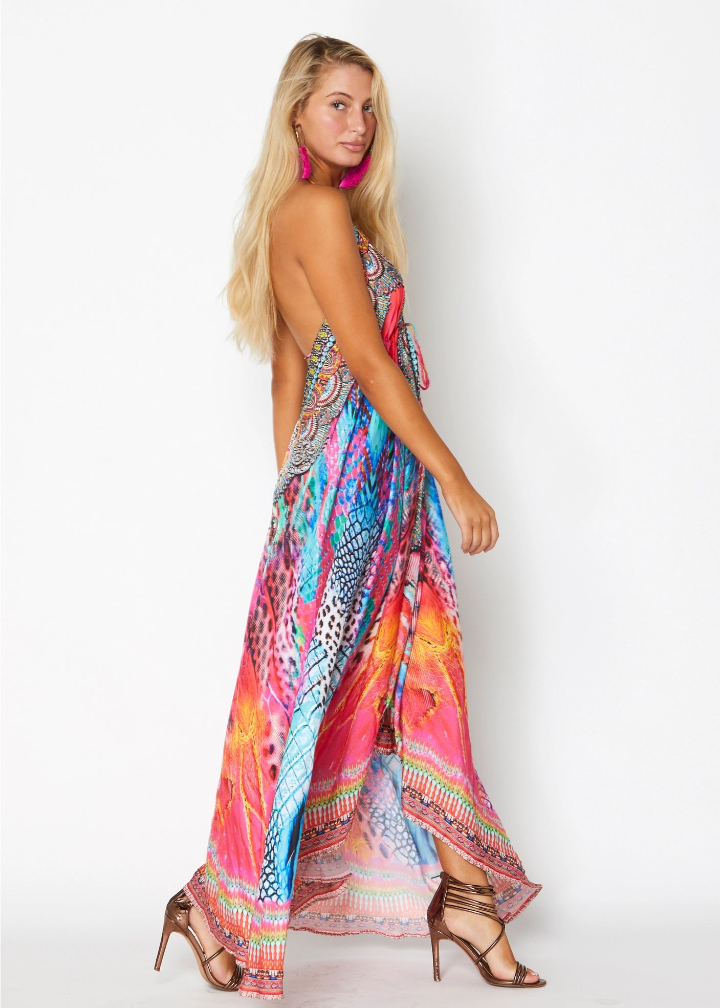 645 Vestido halter hawaii multicolor